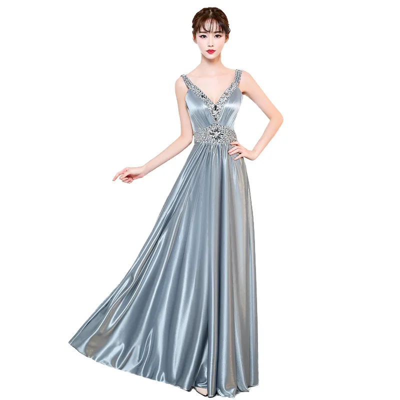 

Женское вечернее платье-макси с глубоким V-образным вырезом и открытой спиной