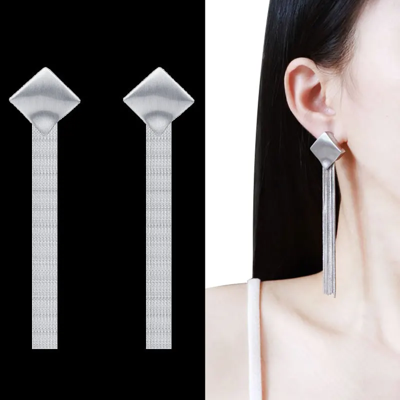 

2020 trendy fashion women silver color earrings European and American classic Baroque style earrings jewelry fashion long tassel