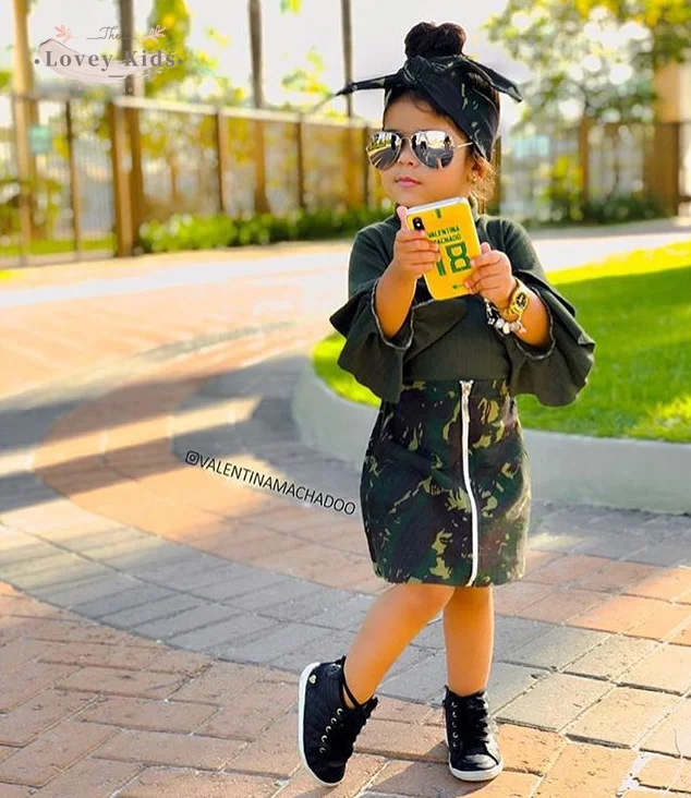 

Осень-зима 2020, спортивный костюм для маленьких девочек, 2 шт., водолазка, хлопковые топы с длинными расклешенными рукавами, детская камуфляжн...