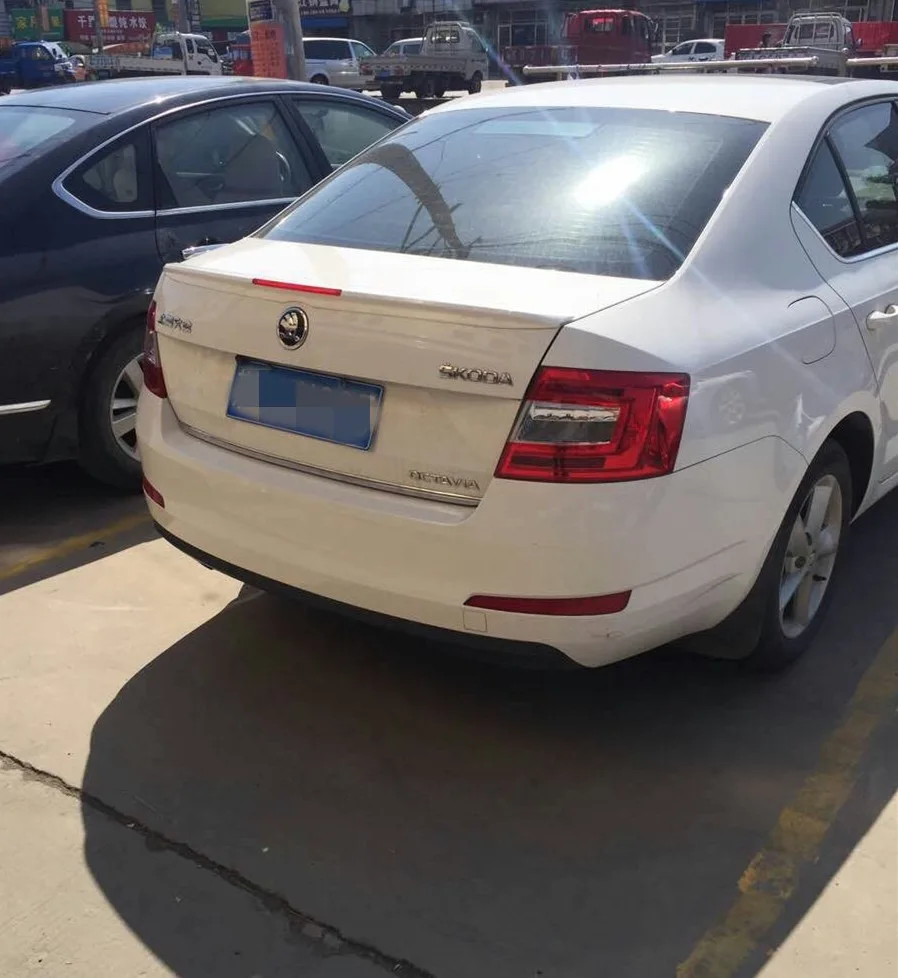Спойлер с светильник кой для Skoda Octavia 2016-2017 высококачественный спойлер из