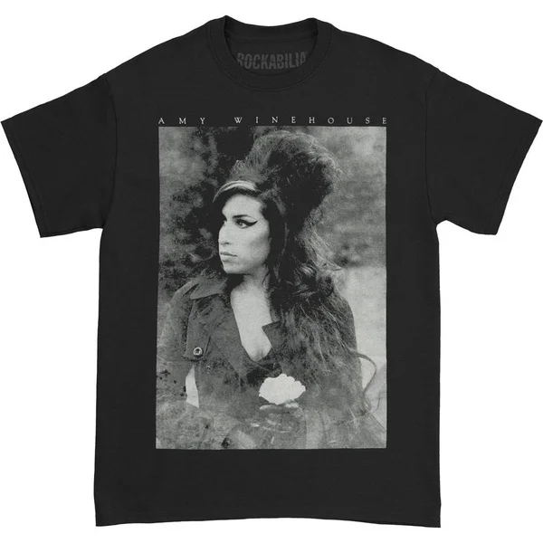 

Amy Winehouse Flower Portrait T-shirt