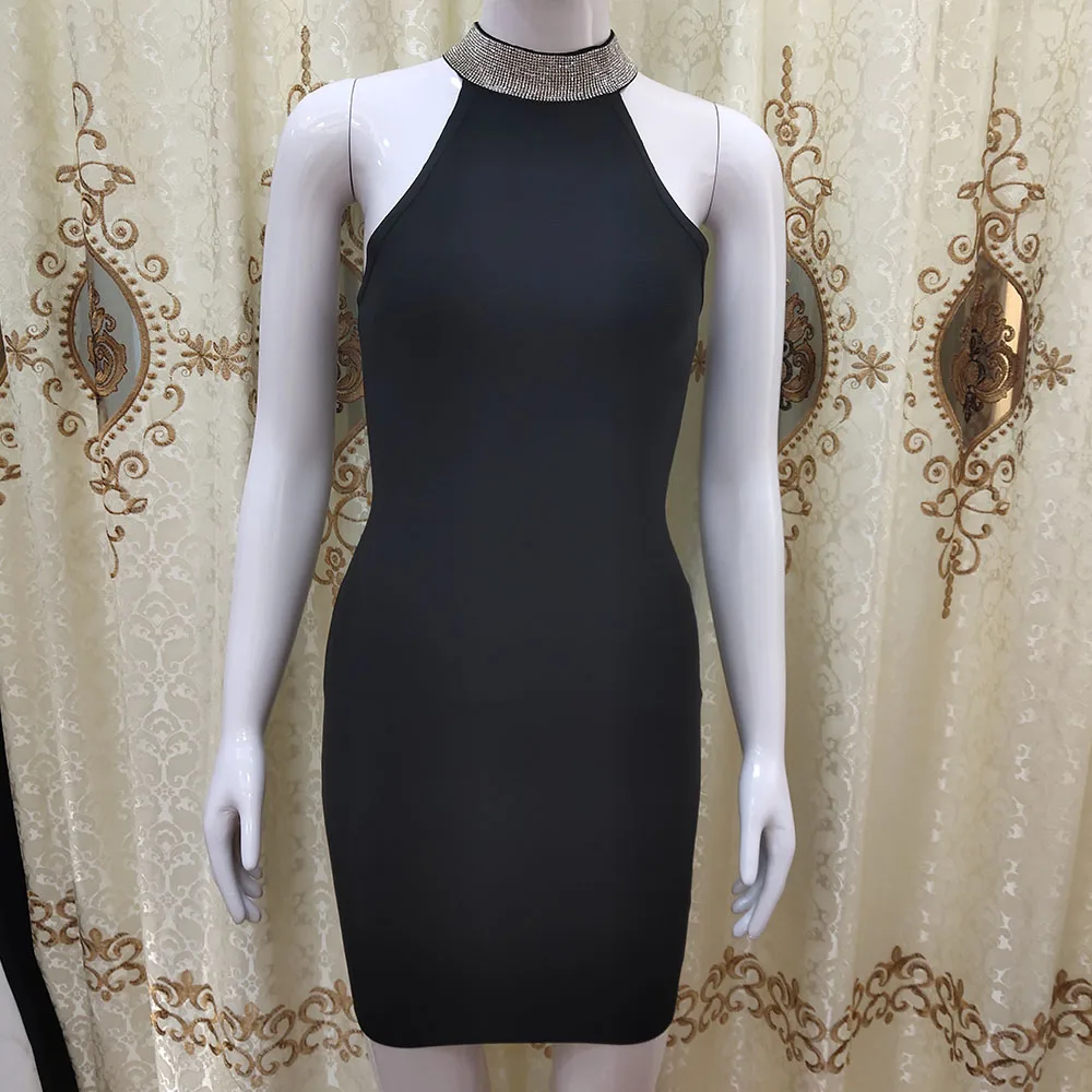 Sexyboutique Бандажное платье с кристаллами и блестками высококачественное в полоску