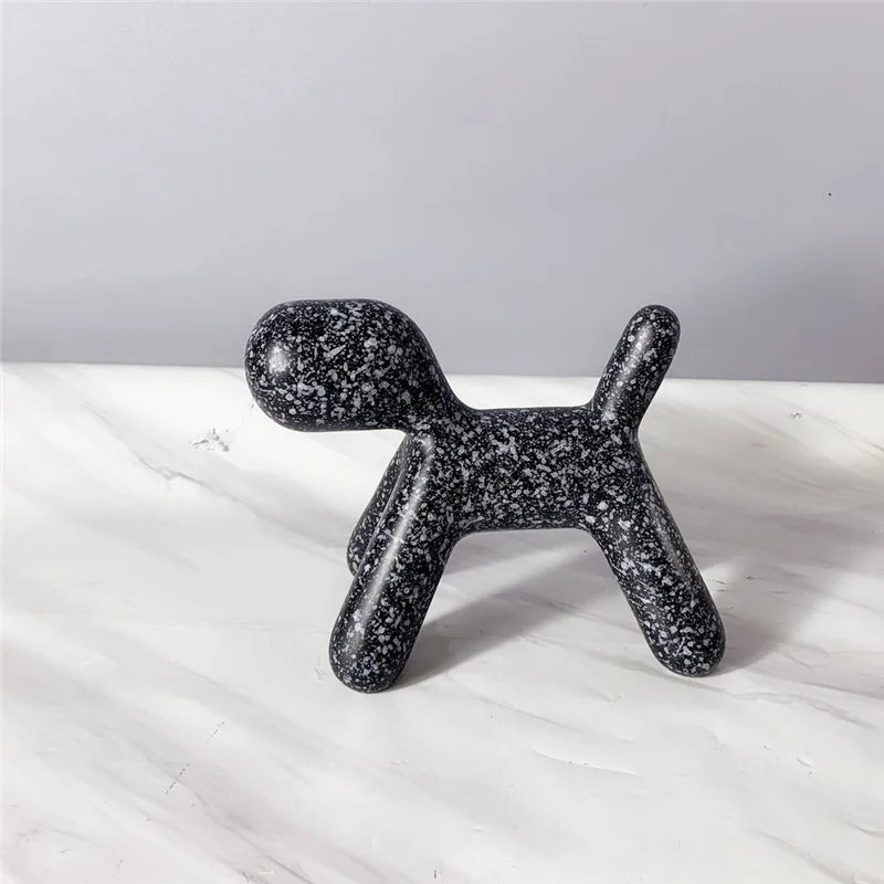 

Creative modern simple resin spotted dog decoration set designer living room children's room bedroom decoration