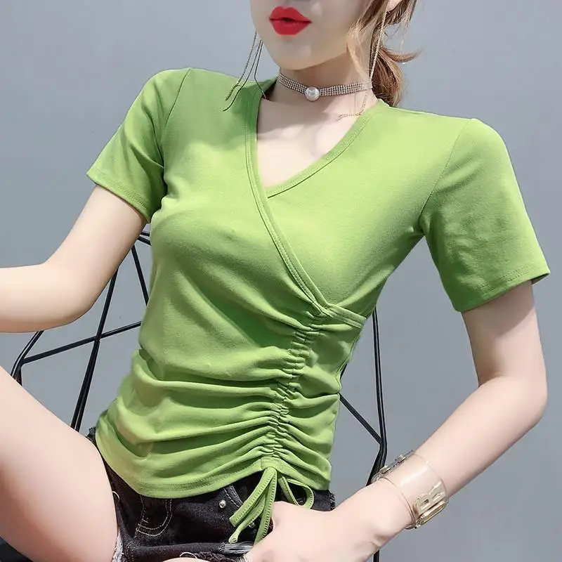 

Short sleeve women's summer new versatile show thin foreign air blood women's earth fashion pasted T-shirt