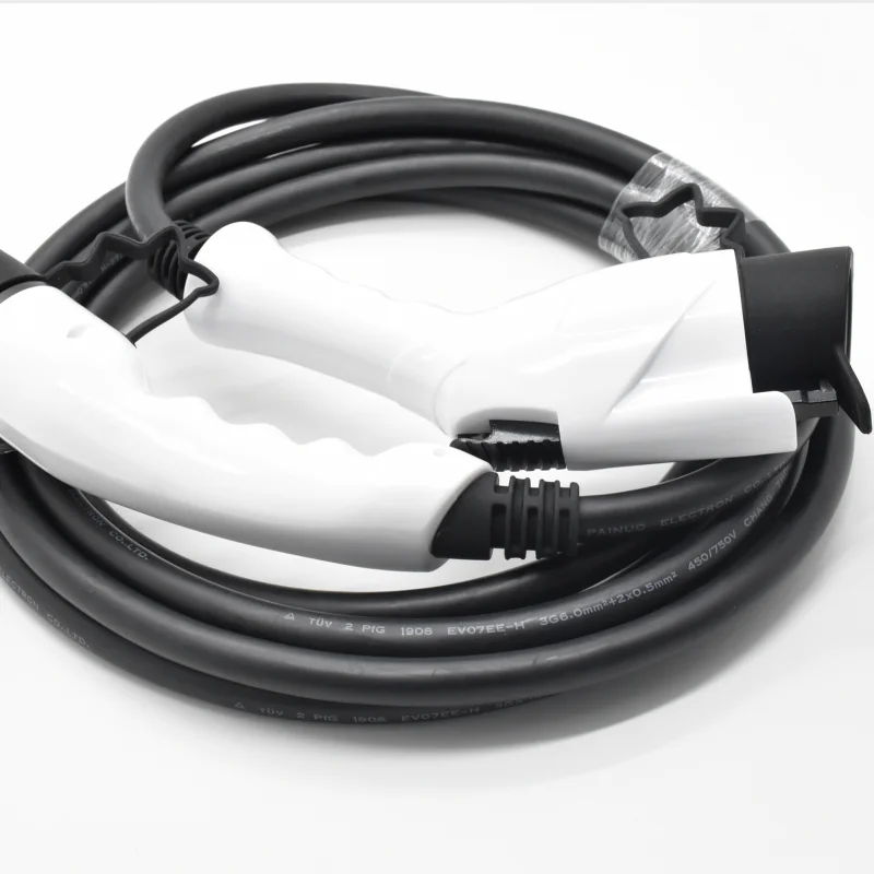 

Type 1 to type 2 IEC 62196 charging cable plug 32A EV car connector