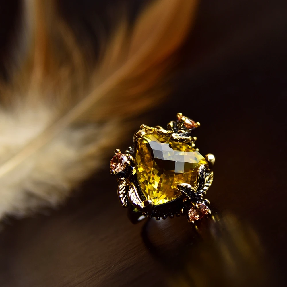 Вечерние кольца с фианитом кольцо золотистого цвета без свинца | Украшения и