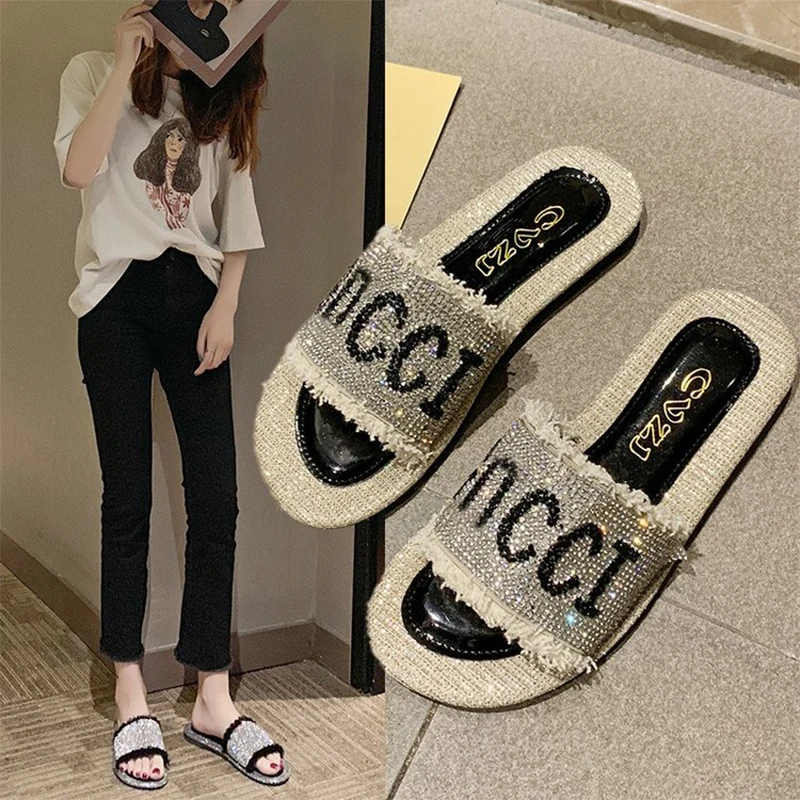 

Women's Slippers 2021 Summer New Indoor Flat Bottom Shoes Fashion Versatile Water Drill Sandal Outdoor Beach Tow