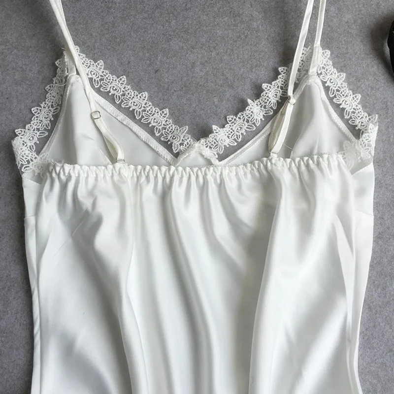 Ночная рубашка Женская атласная мягкая удобная ночная мини с кружевом пикантная