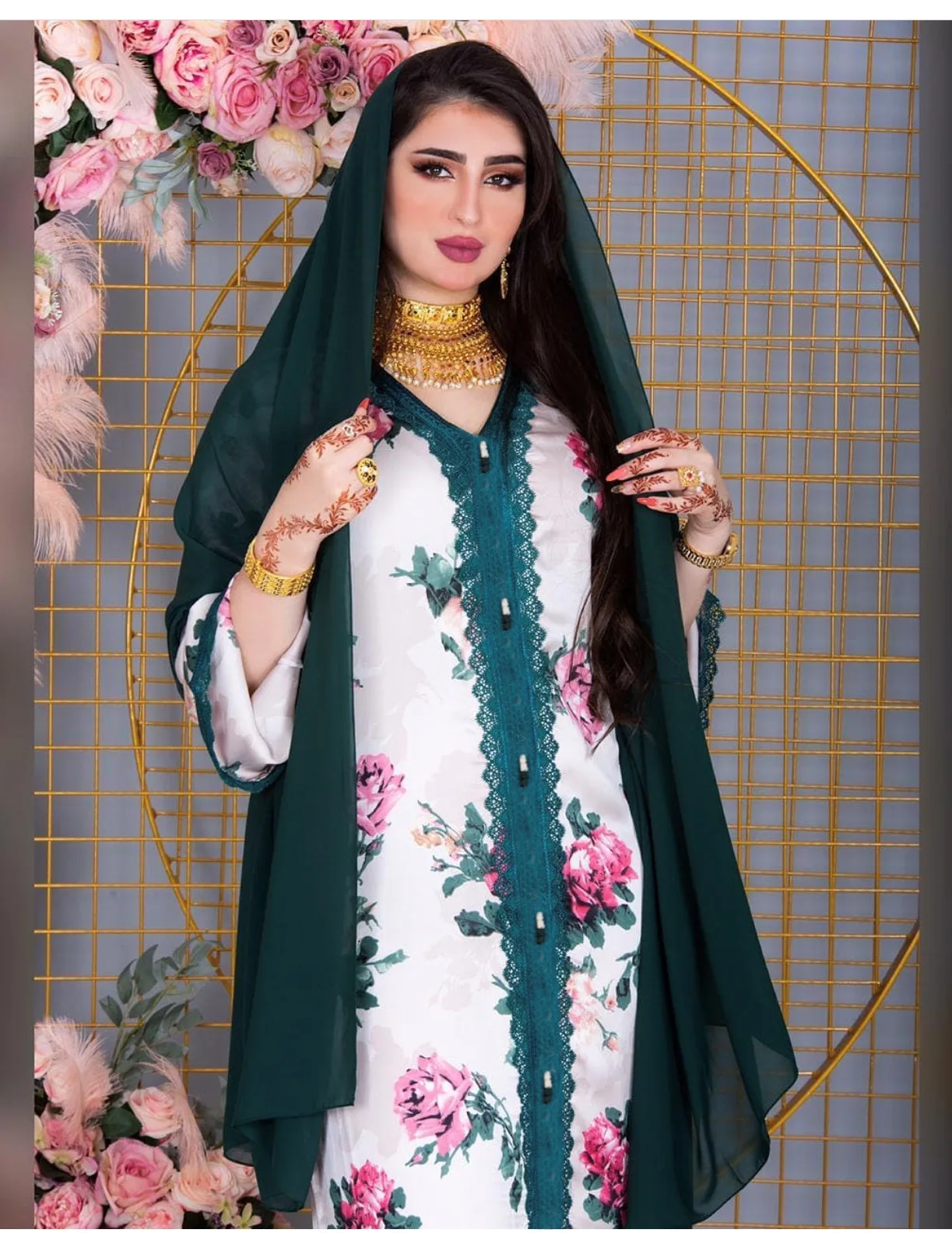 

Jalabiat Elegant White Rose Print Ribbon V Neck Long Sleeve Hijab Dress Women Dubai Arabic Turkey Muslim Jalabiya 2021 Abaya