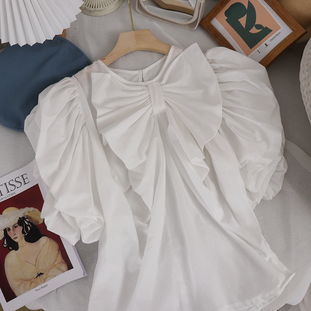 

Fashion Vintage Puff Short Sleeve Blouse for Women Irregular Pleated Big Bow Decorative Chiffon Shirt Tops Female Blusa Mujer