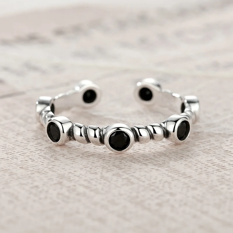 Женское Винтажное кольцо из серебра 925 пробы с черными камнями | Украшения и