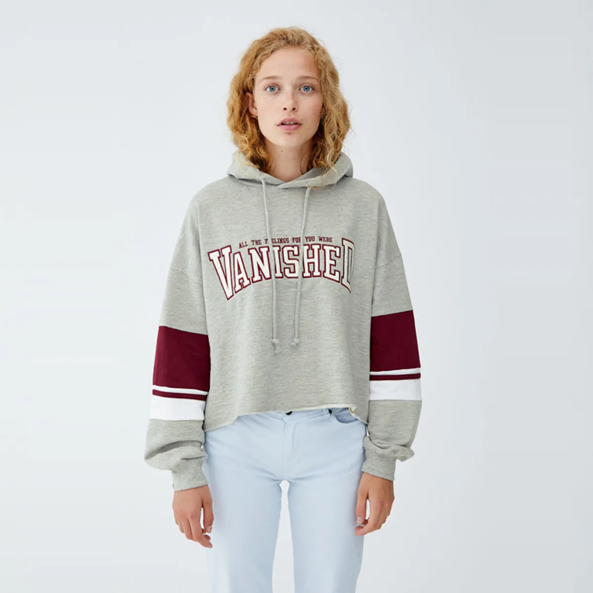 

Европейский и американский Спорт уличный столкновения Сращивание письмо вышитые цветы плечевой рукав шляпа