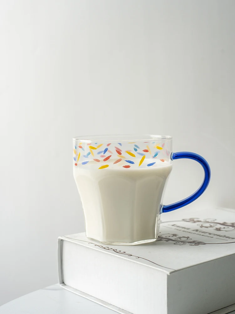 

Korean version of ins style glass girl's heart water cup with handle microwave oven heat-resistant glass