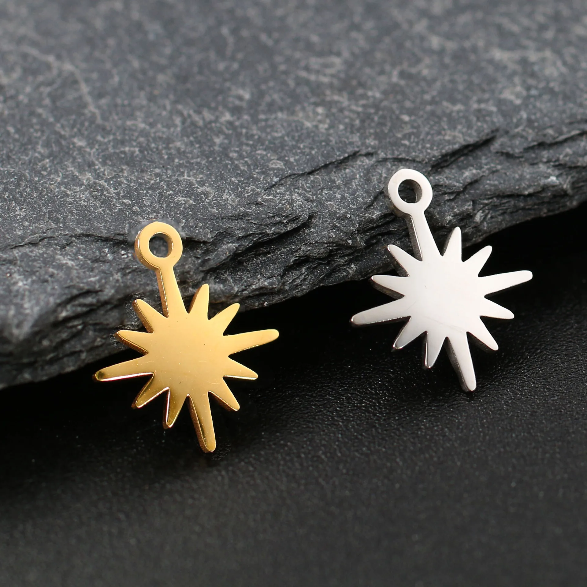 

20Pcs 13*11mm Mirror Polish Stainless Steel Ins Cutting Star Pendant Charms For DIY Making Necklaces Bracelets Keychain Jewelry