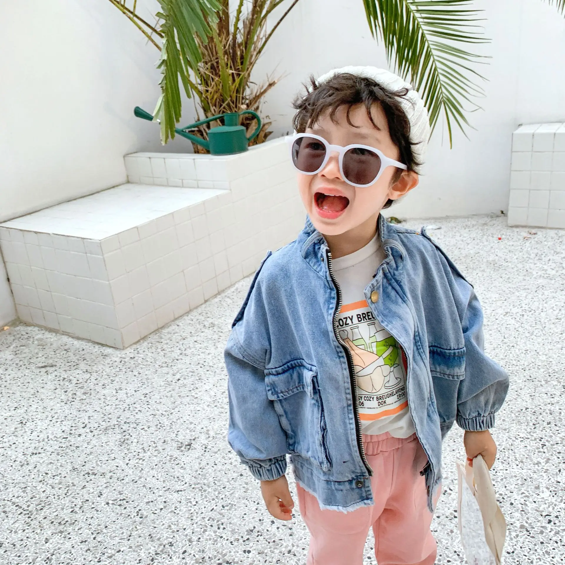 2020 модные джинсовые куртки для мальчиков весенне осенние детские пальто в