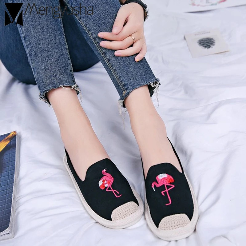 Туфли женские холщовые в стиле старого Пекина лоферы из денима с вышивкой