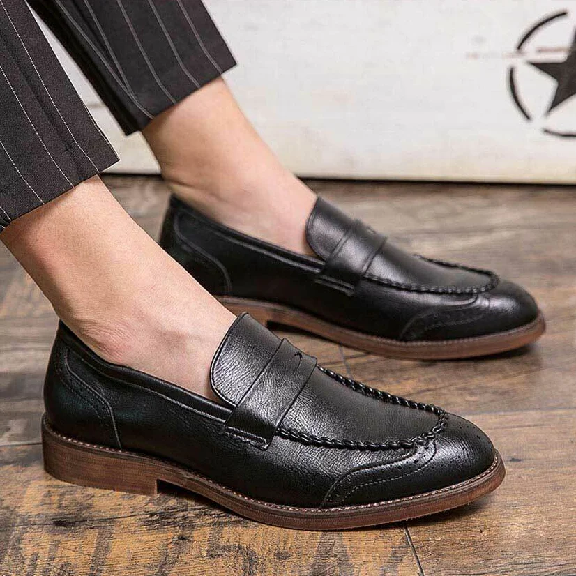 

2021 Men's Handmade PU Black Retro Loafers Low Heel Comfortable Fashion Trend Classic Fashion Business Casual Shoes ZZ187