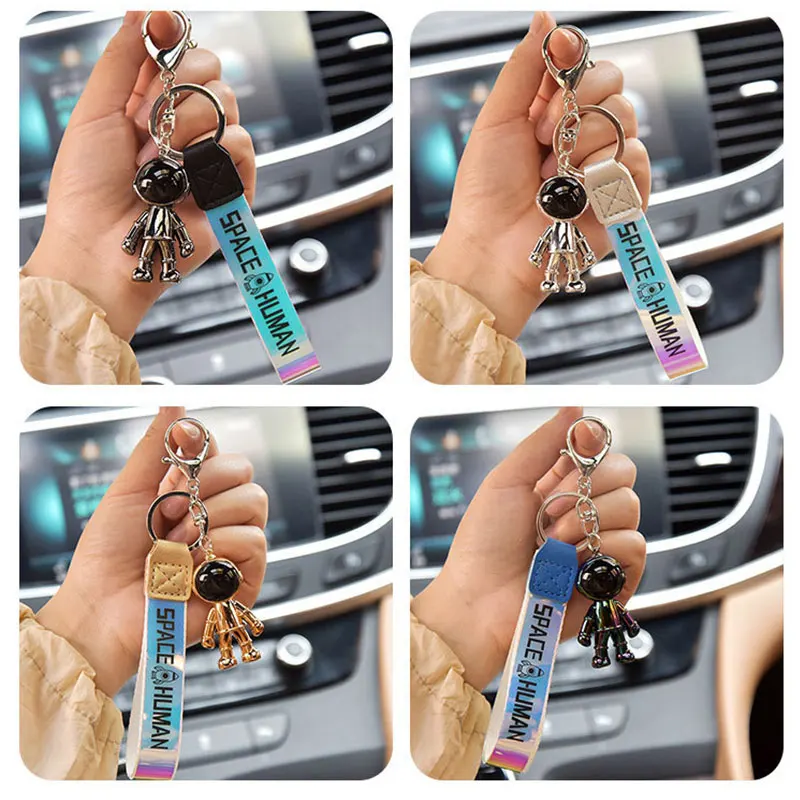 

New Fashion Handmade 3D Astronaut Space Robot Creative Cartoon Mobile Phone Bag Car Pendant Fun Keychain Gift For Boyfriend