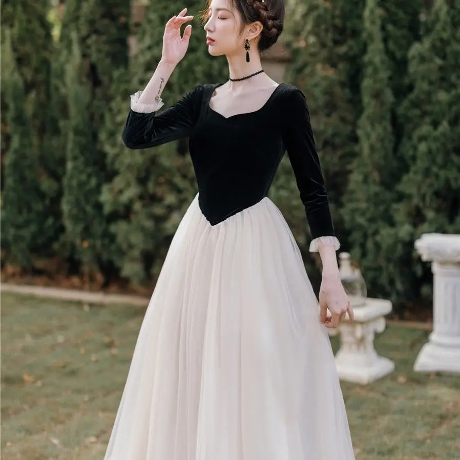 

Lolita Vintage Victorian Gothic Retro French girl Velvet Stitching Mesh Dress Temperament Little Black Princess Fluffy Dress