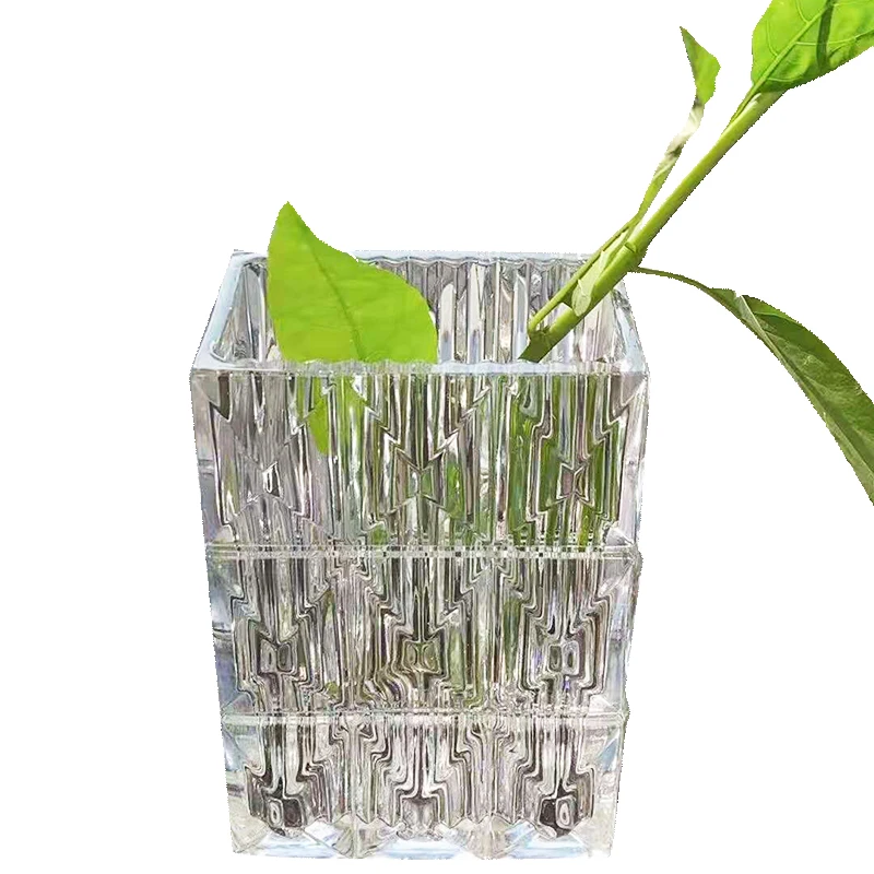 Классическая ваза для цветов из хрустального стекла в роскошном стиле гостиной