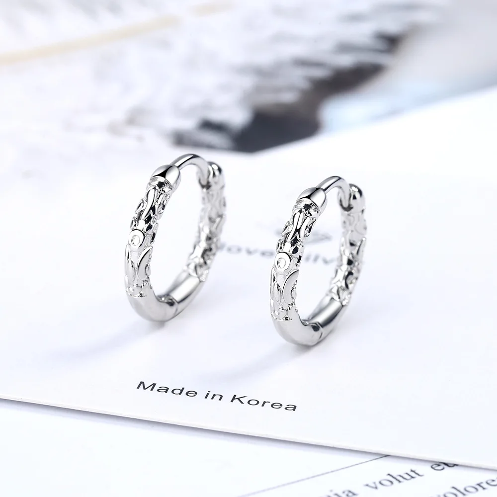 

Geometric Black Metal Engrave Flower Hoop Earrings For Women Korean Fashion Jewelry Gifts