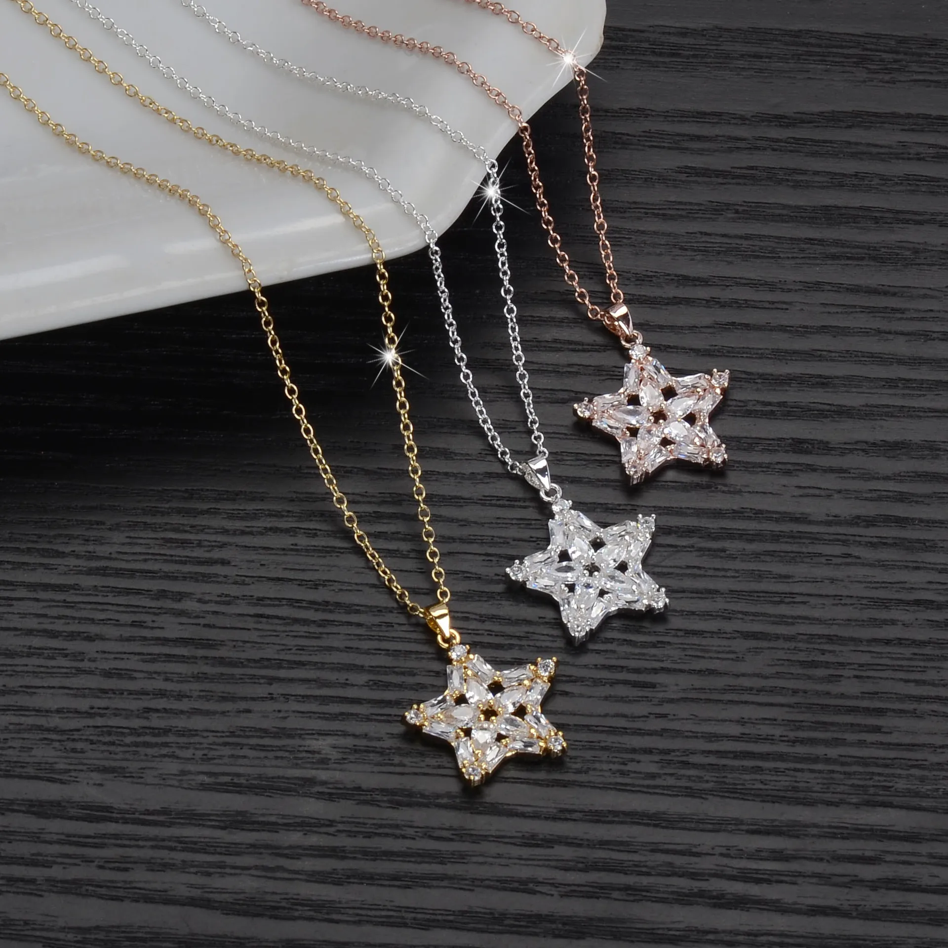 

Fashion Simple Five Pointeds Star Crystal Pendant Fashion Women Inlay Pear Shaped Zircon Necklace Charm Women Cocktail Jewelry