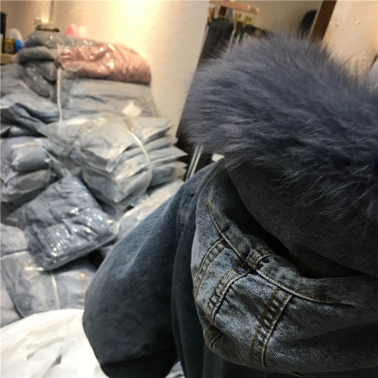 Женская джинсовая куртка с воротником из натурального Лисьего меха съемная