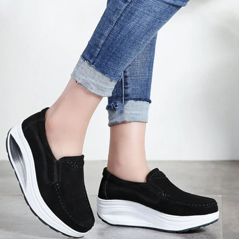 Fashion Women Platform Suede Athletic Shoes Casual Slip on Single Shoes Ladies Sneaker Comfortable Wedge Shake Shoes