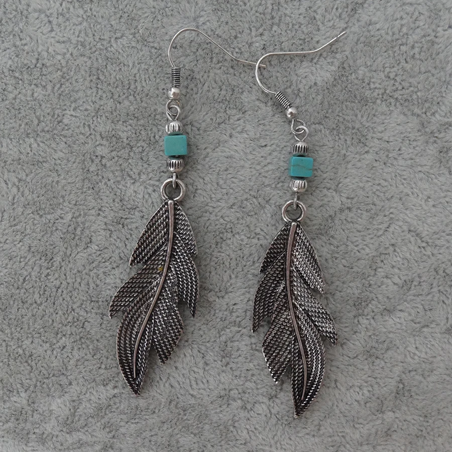 

Antique Ferroalloy Leaf Earrings Bohemian Drop Dangle Earrings Women Girls Decoration
