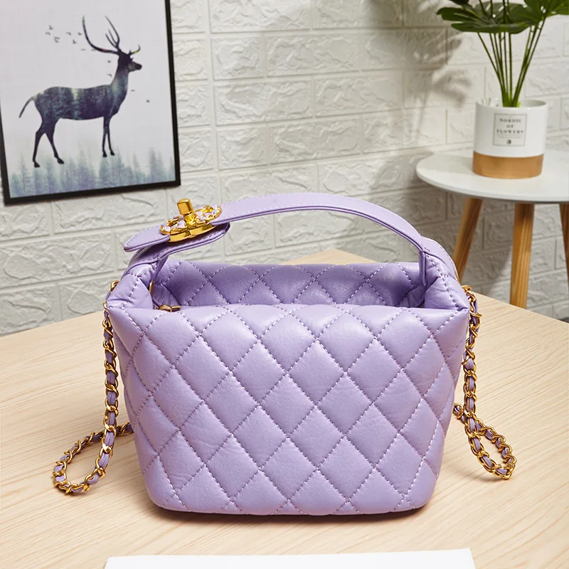 Женская сумка-мессенджер через плечо из искусственной кожи с вышивкой и резьбой