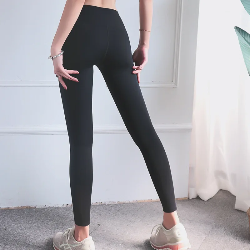 

Double-Sided Nylon Fitness Pants Seamless Tight High Waist Peach Hip Sports Yoga Pants stacked leggings gym shark