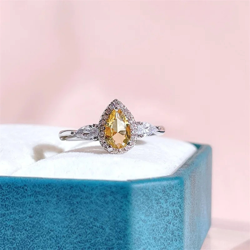 Женское кольцо из серебра 925 пробы с жёлтым цирконием | Украшения и аксессуары