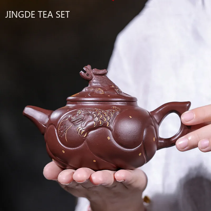 

Chinese Yixing Tea Pots Dragon Shape Purple Clay Teapot Beauty Kettle Raw Ore Handmade Teaware Customized Tie Guanyin 180ml