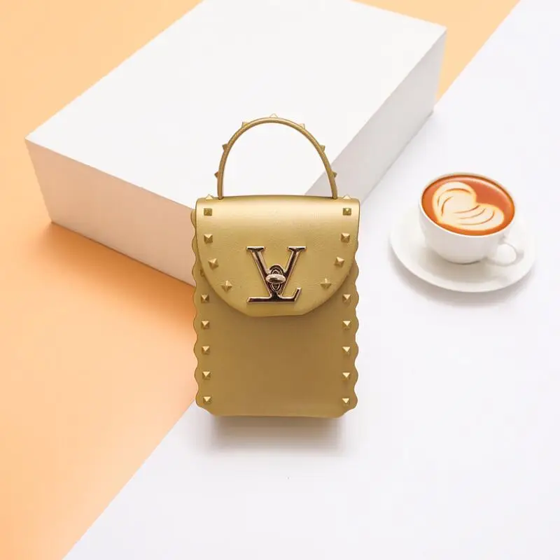 2020 New Fashion PVC Leather Handbag Rivet Jelly Bag Women Small Shoulder Bags Brand Designer Lock Tote Purse Sac A Main Femme | Багаж и