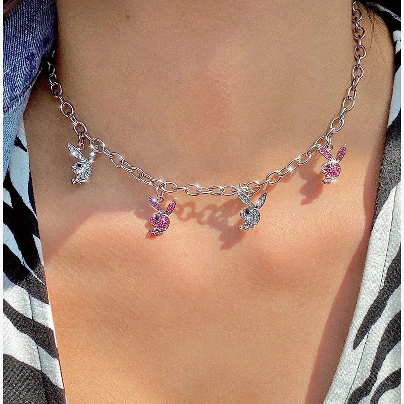 

New Hip-hop Stainless Steel Necklaces Twist Clavicle Chain Rhinestone Rabbit Necklace Choker for Women Fashion Jewelry Wholesale