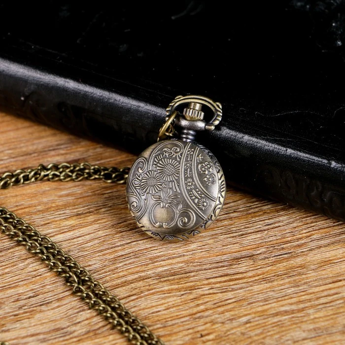 Часы карманные &quotПавлин&quot кварцевые на цепочке 80 см d=2.5 906426