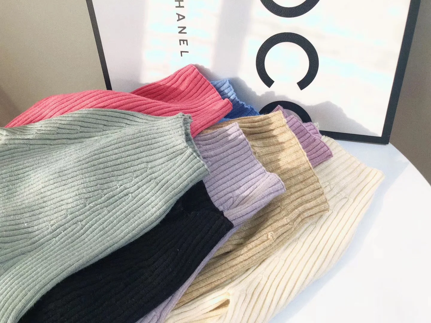 Свитер в рубчик для девочек и мальчиков однотонный трикотажный свитер ярких