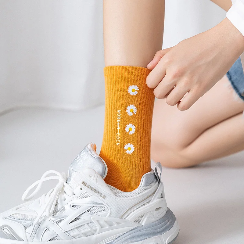 CARTELO New Solid Color Printing Pattern Women Socks Fashion Cute Sport Breathable Cotton Stocking Носки женские Meias Feminina