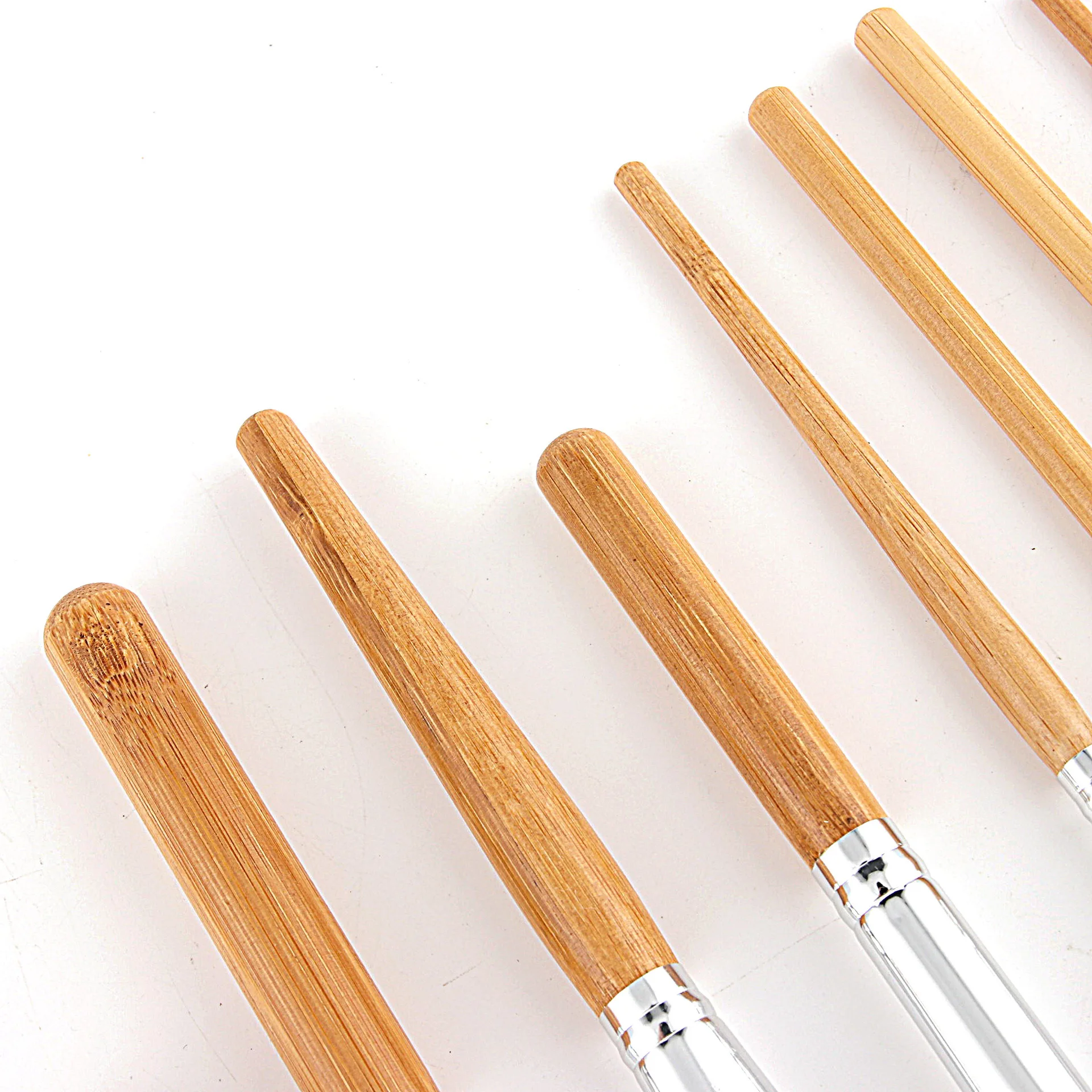 

Hot 11pcs High Quality Foundation Blending Cosmetic Make Up Tool Set With Cotton Bag Natural Bamboo Handle Makeup Brushes Set