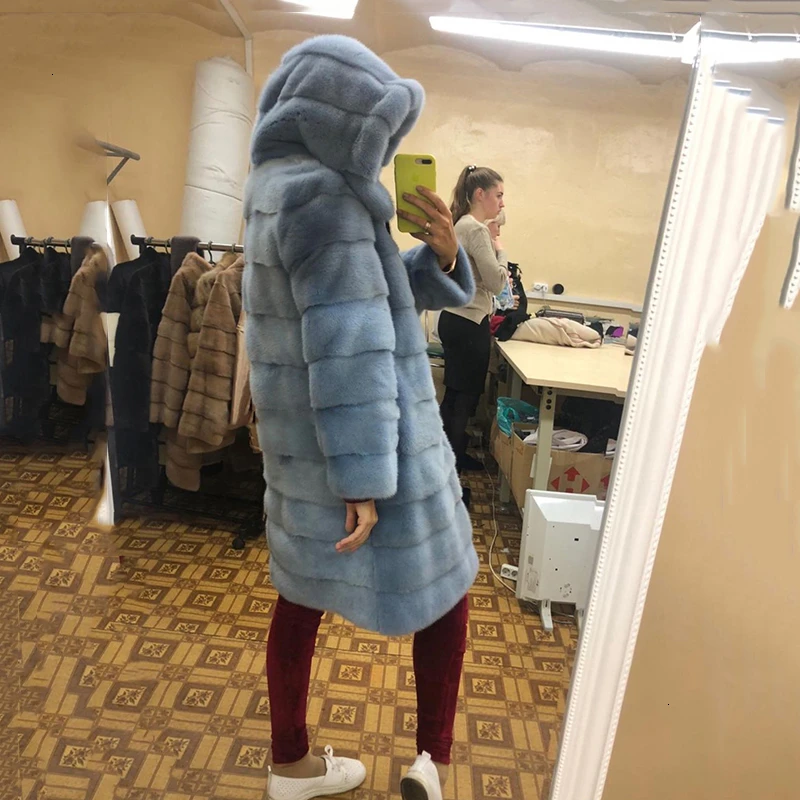 TOPFUR пальто с натуральным мехом, Для женщин роскошный мех норки теплая длинная куртка C мехом небесно-голубой цвет; модные меховые Капор из норки зимнее длинное пальто с капюшоном
