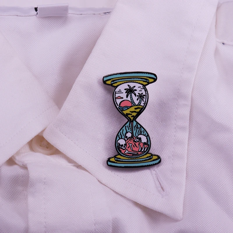 Красивые песочные часы Ландшафтная булавка закат кокосовое дерево Череп