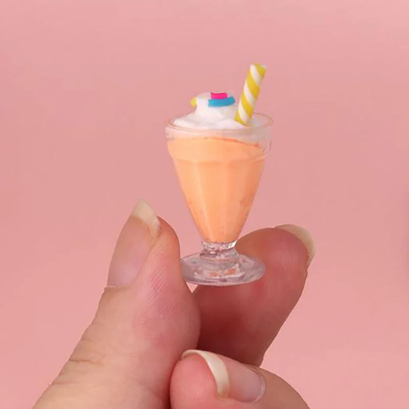 

Mini Drink Ice Cream Cups Model Pretend Play Mini Food Doll Accessories Fit Play House Toy Dollhouse Miniature 1pc