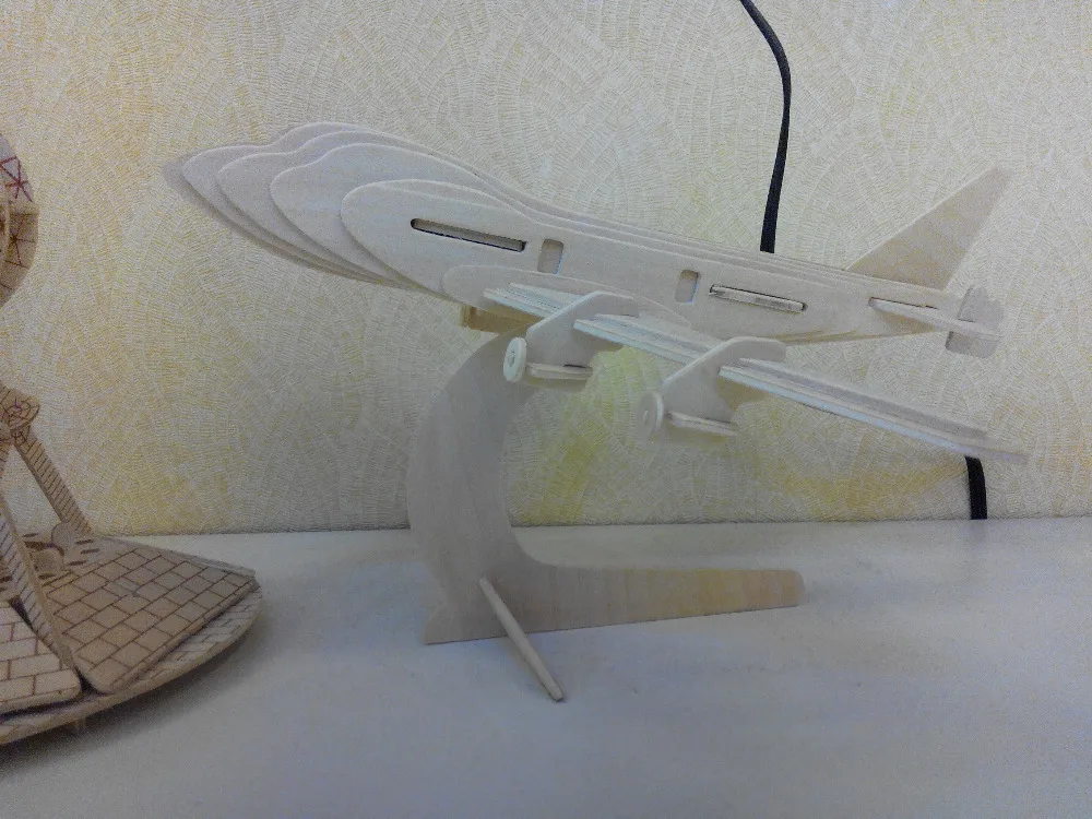 Бесплатная доставка Детские классические деревянные 3D пазлы с движением модели