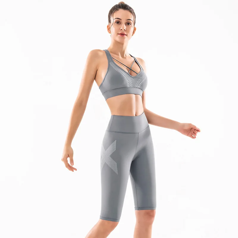 Женская одежда для тренировок комплект спортивного жилета и леггинсов женский