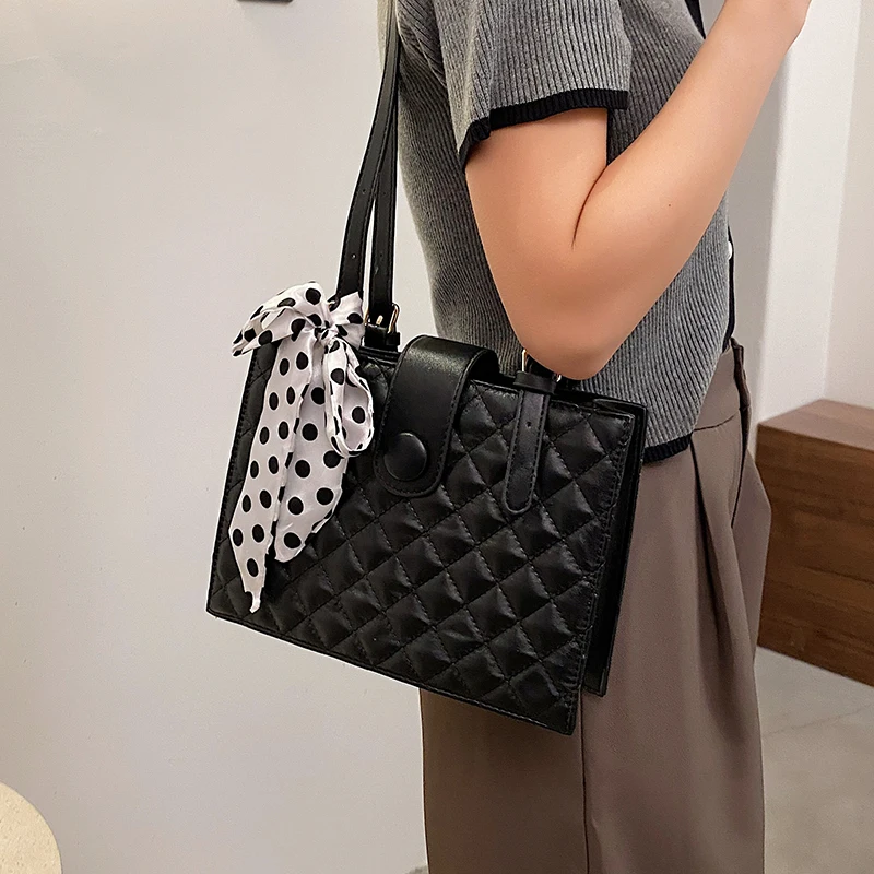 

Rhombus Plaid Shoulder Bags for Women 2021 New Qulited Flap Black Handbags Ladies Pu Leather Silk Scarf Women's Shopper Bag Sac