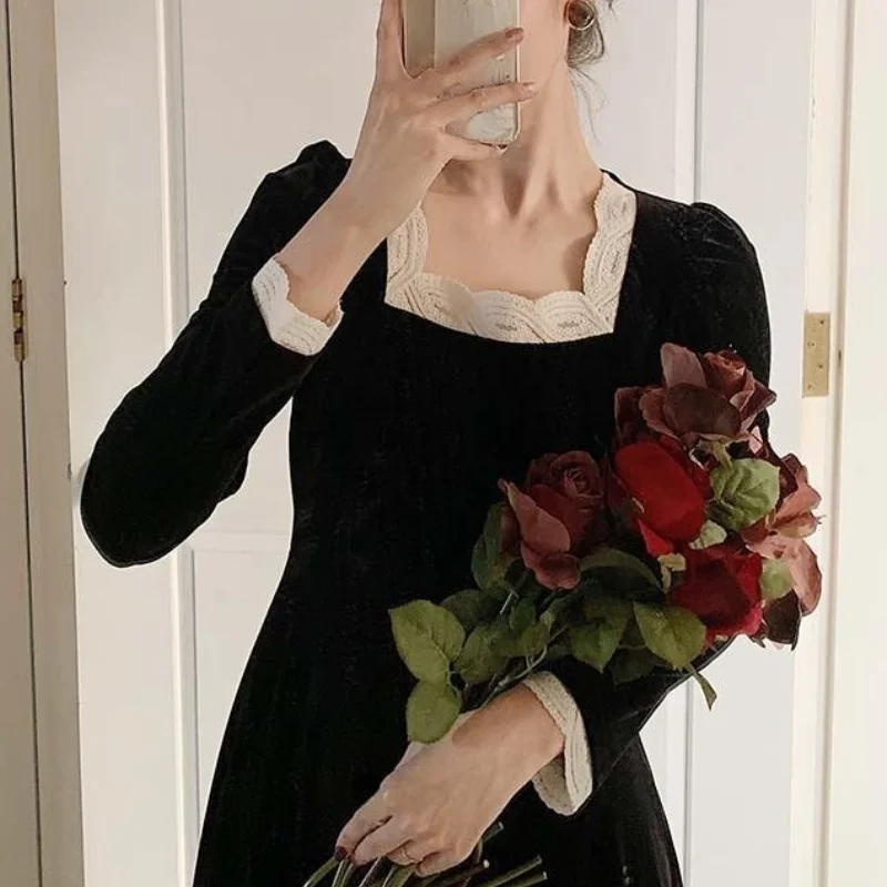 

2021 Winter Black Velvet Midi Dress Women Elegant One Piece Dress Korean Lace Long Sleeve Evening Party Dress Office Lady Chic