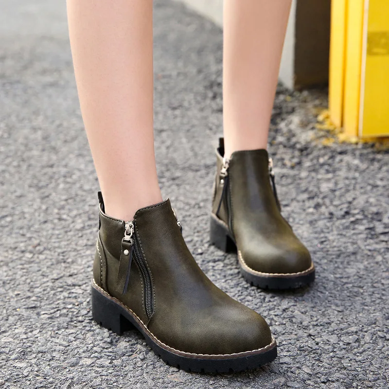 Ботинки 2019 Новые короткие ботинки мартинсы женские на толстой подошве с боковой