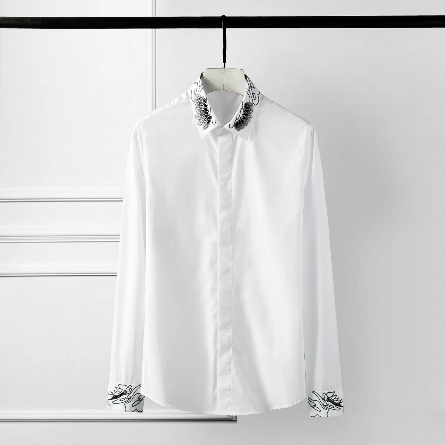 

Mignlu White Luxury Wings Embroidery Long Sleeve Mens Dress Plus Size 4xl Hight Quality Slim Fit Man Shirts
