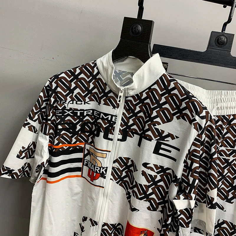 

Fashion brand men's 2021 stand collar cardigan suit summer new fashion personality letter digital printing two piece men's suit