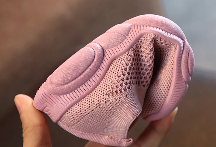 

Spring and Autumn Children Shoes Boys and Girls Sneakers Slip on Kids Shoes Mesh Breathable Soft Running Sports Active Soft